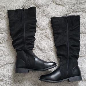 Brand New Black Boots🔥